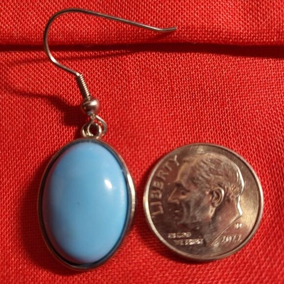 Faux "Sleeping Beauty" Turquoise Acrylic Cabochon Dangle Earrings - Picture 5 of 7